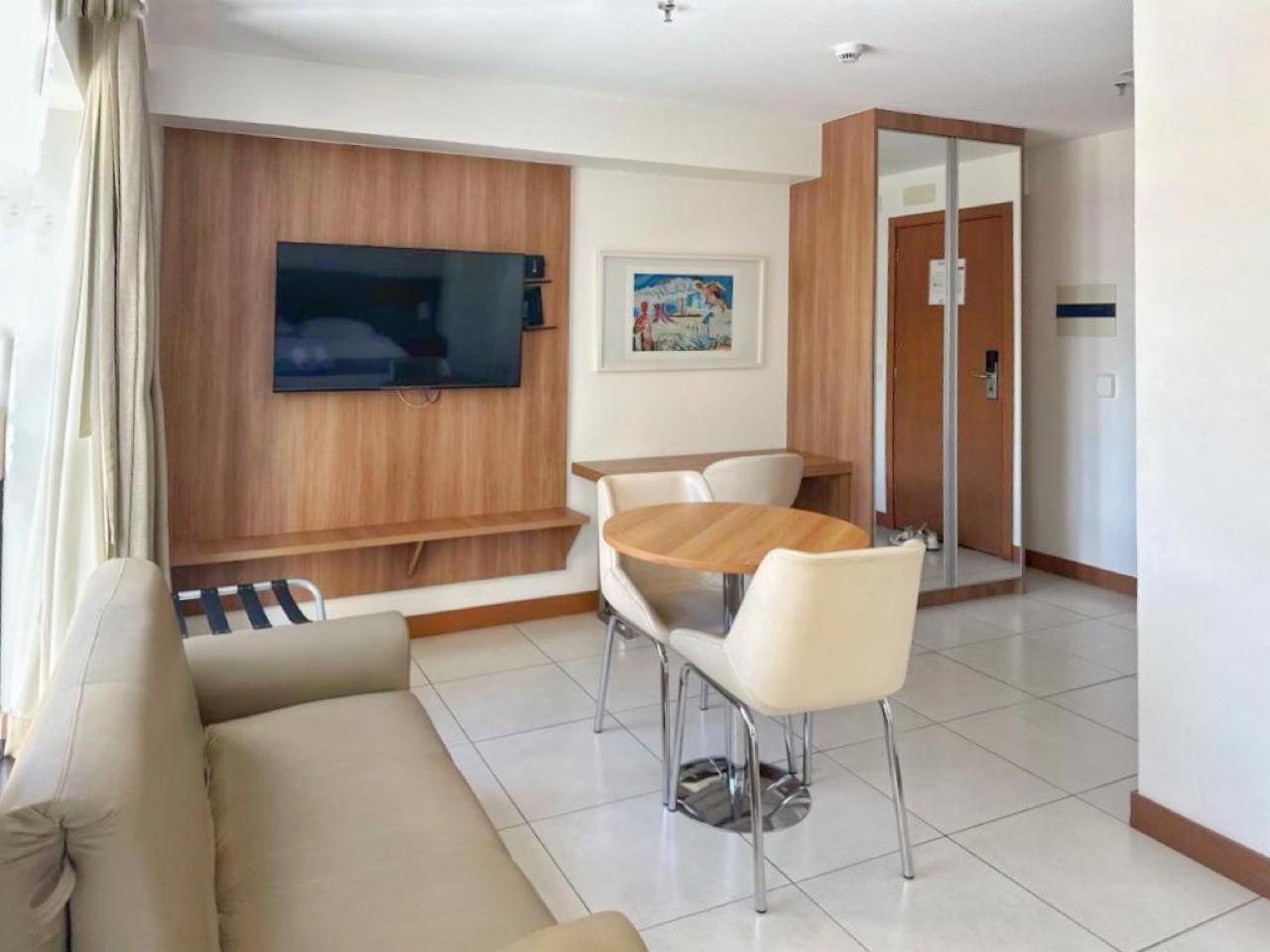 Alugueasy - Athos Bulcao Apartahotel