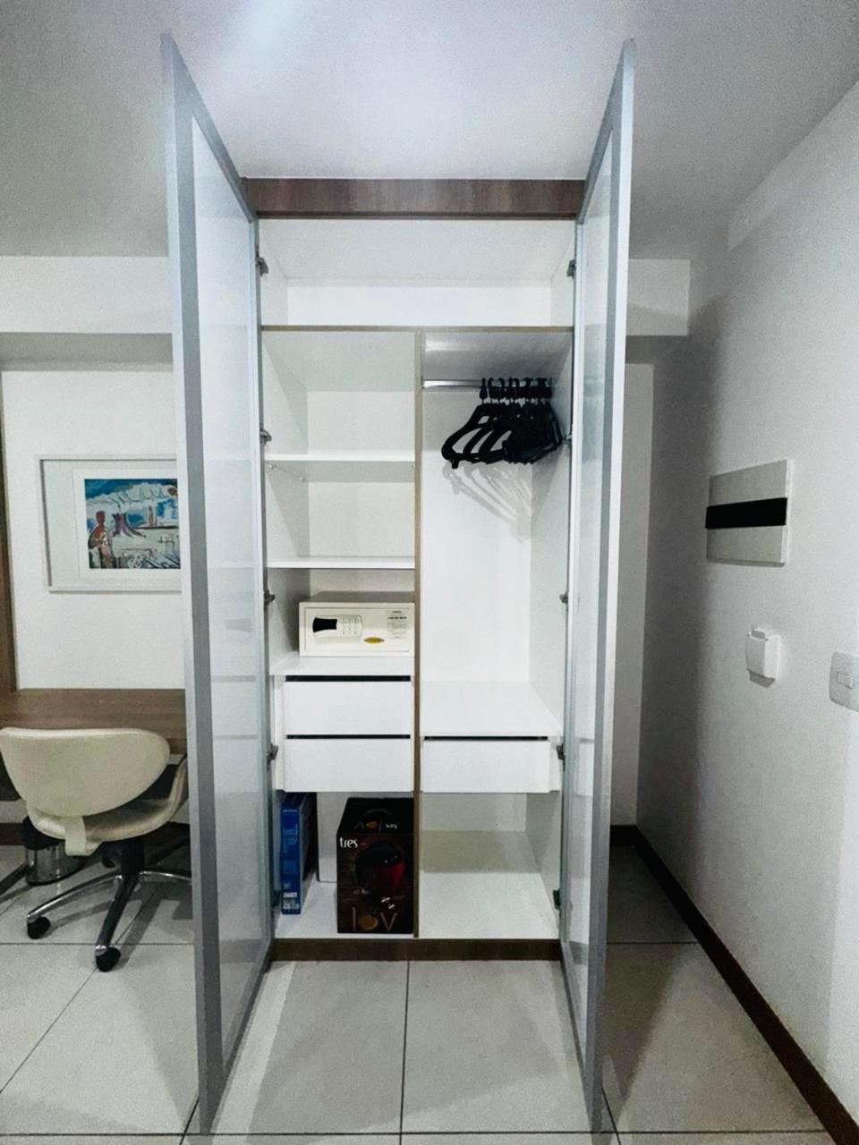 Alugueasy - Athos Bulcao Apartahotel Brasilia